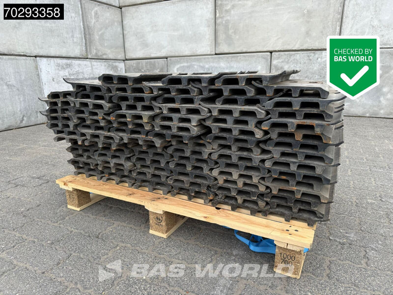 Caterpillar 313 GC - Track: picture 1 Caterpillar 313 GC - Track: picture 1