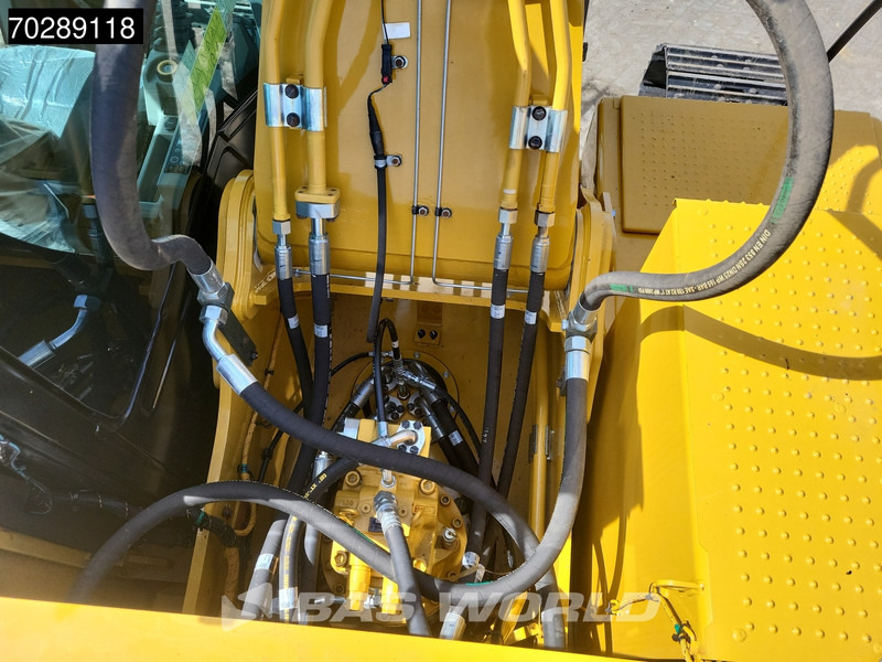 New Crawler excavator Caterpillar 323 D3: picture 18