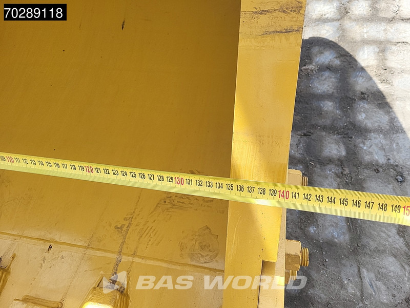 New Crawler excavator Caterpillar 323 D3: picture 13