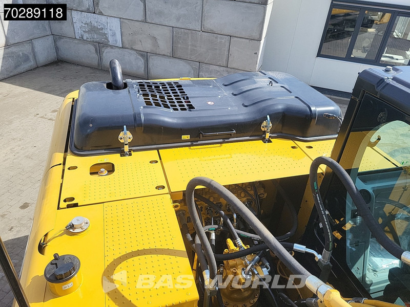 New Crawler excavator Caterpillar 323 D3: picture 17