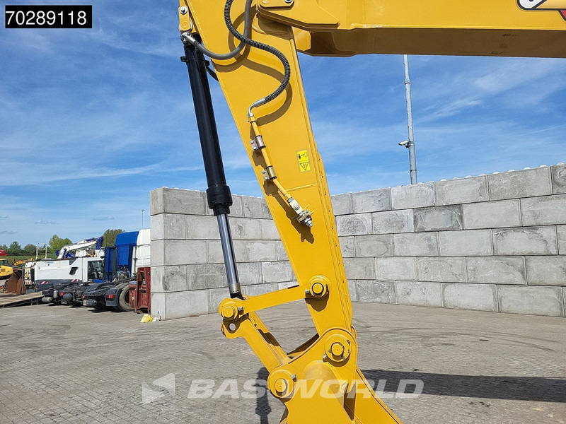 New Crawler excavator Caterpillar 323 D3: picture 11