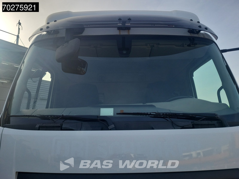 Box truck DAF LF 290 4X2 19 Tons Automatic 2t Tailgate Euro 6 ACC: picture 14