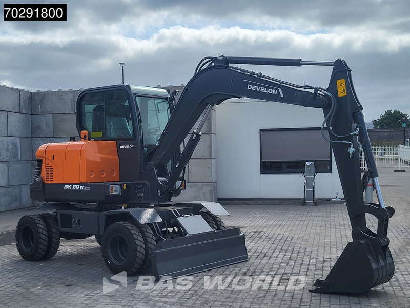 Develon DX60 WN ECO-1 A/C - Wheel excavator: picture 5 Develon DX60 WN ECO-1 A/C - Wheel excavator: picture 5