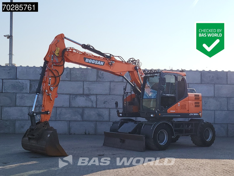 Wheel excavator Doosan DX165W-5 DUTCH MACHINE: picture 1