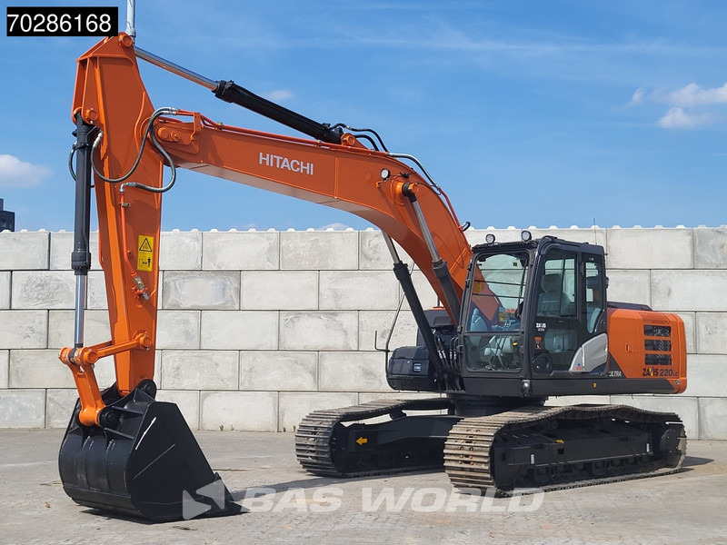 Hitachi ZX220 LC-5G ISUZU ENGINE - Crawler excavator: picture 2 Hitachi ZX220 LC-5G ISUZU ENGINE - Crawler excavator: picture 2