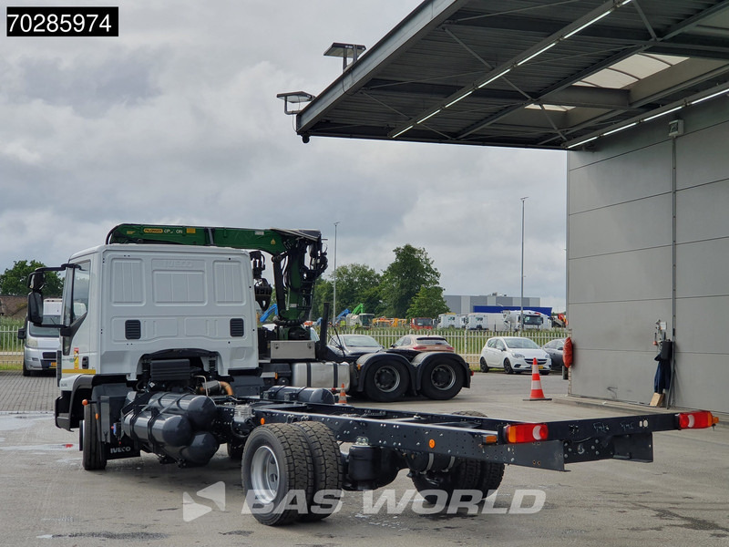 Iveco Eurocargo 120LE210 4X2 6x CNG Tanks Telma Euro 6 - Cab chassis truck: picture 2 Iveco Eurocargo 120LE210 4X2 6x CNG Tanks Telma Euro 6 - Cab chassis truck: picture 2