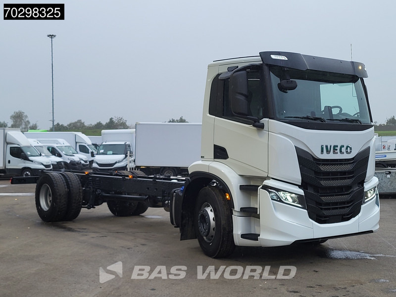 Iveco S-Way 340 4X2 NEW! Chassis Automatic LED Navi ACC Euro 6 - Cab chassis truck: picture 3 Iveco S-Way 340 4X2 NEW! Chassis Automatic LED Navi ACC Euro 6 - Cab chassis truck: picture 3