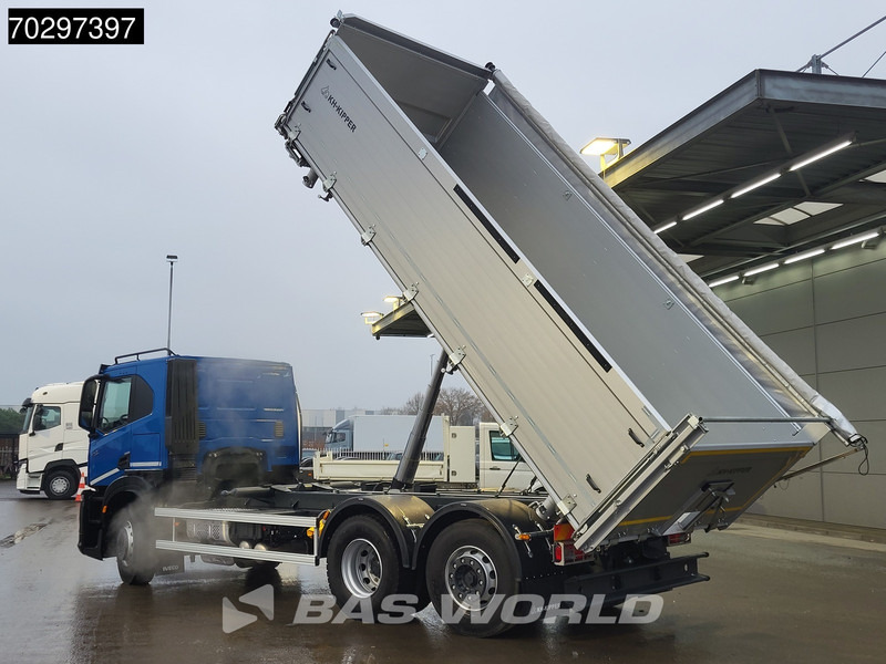 Iveco S-Way 420 6X2 NEW! 17m3 3-way KH kipper Lift+Steering axle Automatic Euro 6 - Tipper: picture 2 Iveco S-Way 420 6X2 NEW! 17m3 3-way KH kipper Lift+Steering axle Automatic Euro 6 - Tipper: picture 2