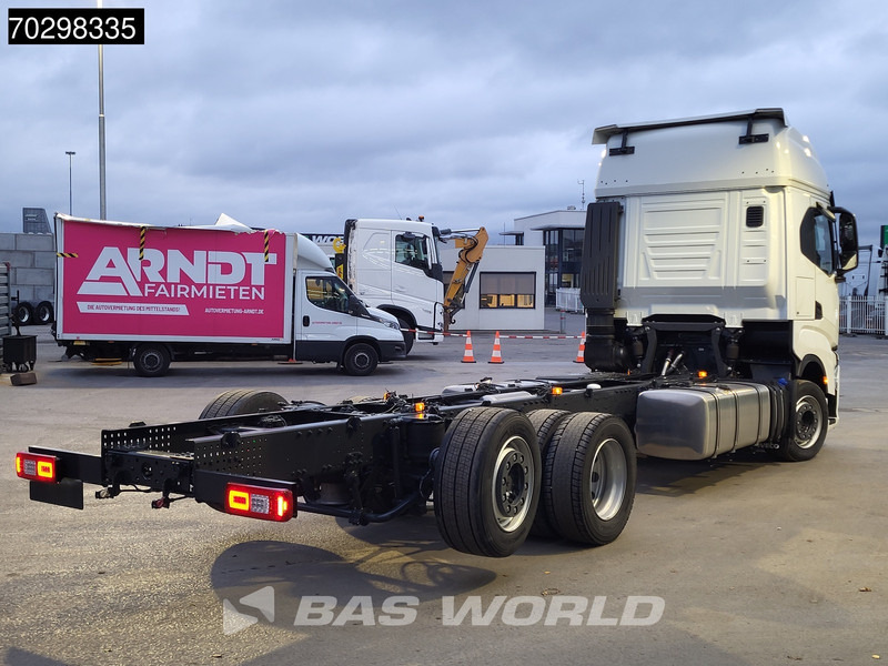 Iveco S-Way 530 6X2 NEW chassis! Retarder Standairco Lift+Steering-Axle Automatic LED ACC Euro 6 - Cab chassis truck: picture 5 Iveco S-Way 530 6X2 NEW chassis! Retarder Standairco Lift+Steering-Axle Automatic LED ACC Euro 6 - Cab chassis truck: picture 5