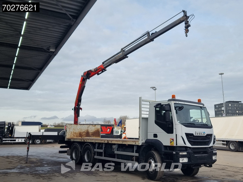 Iveco Trakker 360 6X4 Palfinger PK17.001 SLD Remote Steelsuspension Big-Axle - Dropside/ Flatbed truck, Crane truck: picture 3 Iveco Trakker 360 6X4 Palfinger PK17.001 SLD Remote Steelsuspension Big-Axle - Dropside/ Flatbed truck, Crane truck: picture 3