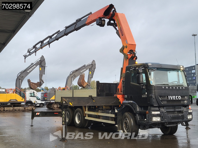 Iveco Trakker 360 6X4 Palfinger PK44002 Crane 8x Extensions Full Steel Big-Axle Manual Euro 5 - Dropside/ Flatbed truck, Crane truck: picture 3 Iveco Trakker 360 6X4 Palfinger PK44002 Crane 8x Extensions Full Steel Big-Axle Manual Euro 5 - Dropside/ Flatbed truck, Crane truck: picture 3