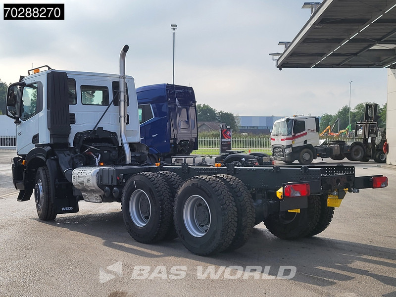 Iveco X-Way 460 6X4 NEW chassis Retarder Big-Axle Full Steel Navi Euro 6 - Cab chassis truck: picture 2 Iveco X-Way 460 6X4 NEW chassis Retarder Big-Axle Full Steel Navi Euro 6 - Cab chassis truck: picture 2