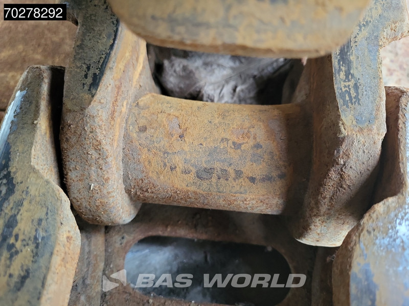 Crawler excavator Komatsu PC180LC-7K: picture 17