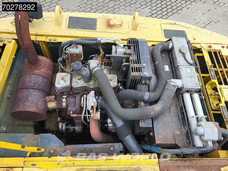Crawler excavator Komatsu PC180LC-7K: picture 9