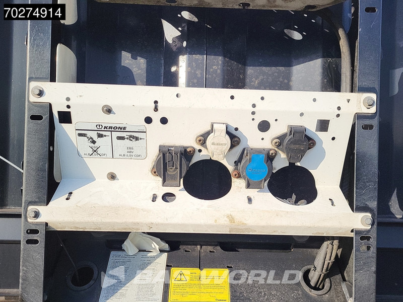 Curtainsider semi-trailer Krone SD 3 axles Forklift Lift+Lenkachse Kooiaap Palettenkasten SAF Sliding Roof: picture 13 Curtainsider semi-trailer Krone SD 3 axles Forklift Lift+Lenkachse Kooiaap Palettenkasten SAF Sliding Roof: picture 13