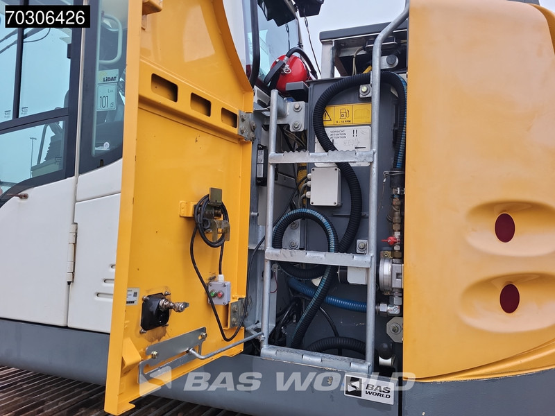 Crawler excavator Liebherr R926 Compact Tiltrotator: picture 16