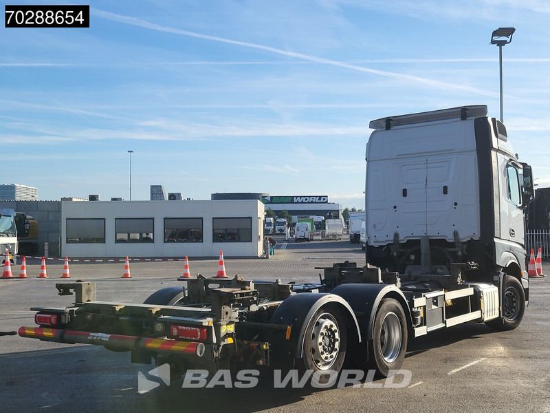 Mercedes-Benz Actros 2545 Actros 6X2 NL-Truck Retarder 2xTanks Lift-Axle ACC Xenon Navi Euro 6 - Container transporter/ Swap body truck: picture 5 Mercedes-Benz Actros 2545 Actros 6X2 NL-Truck Retarder 2xTanks Lift-Axle ACC Xenon Navi Euro 6 - Container transporter/ Swap body truck: picture 5