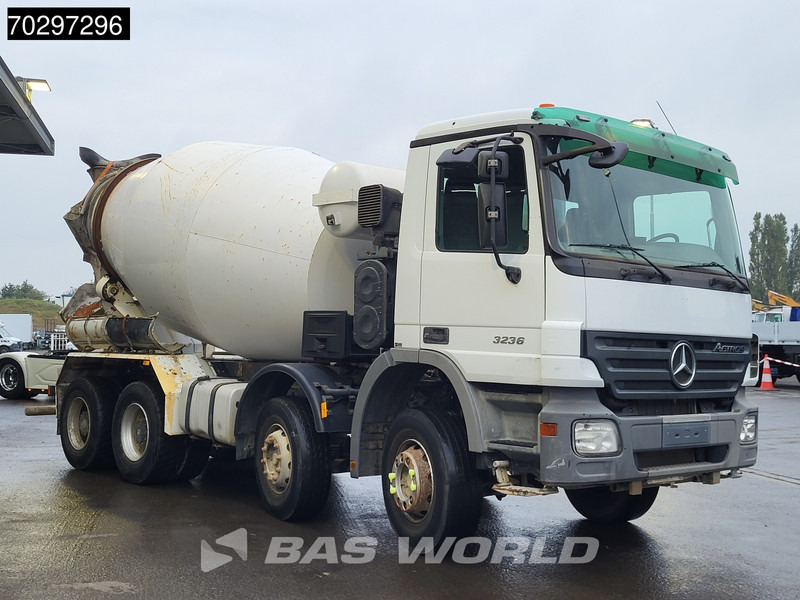 Mercedes-Benz Actros 3236 8X4 9m3 Liebherr Mixer Big-Axle Steelsuspension 3-Pedals Euro 3 - Concrete mixer truck: picture 3 Mercedes-Benz Actros 3236 8X4 9m3 Liebherr Mixer Big-Axle Steelsuspension 3-Pedals Euro 3 - Concrete mixer truck: picture 3