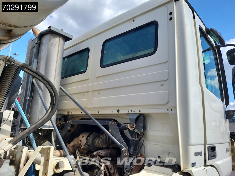 Mercedes-Benz Actros 3241 8X4 9m3 Schwing Stetter Retarder Big-Axle Steelsuspension 3-Pedals Euro 4 - Concrete mixer truck: picture 5 Mercedes-Benz Actros 3241 8X4 9m3 Schwing Stetter Retarder Big-Axle Steelsuspension 3-Pedals Euro 4 - Concrete mixer truck: picture 5