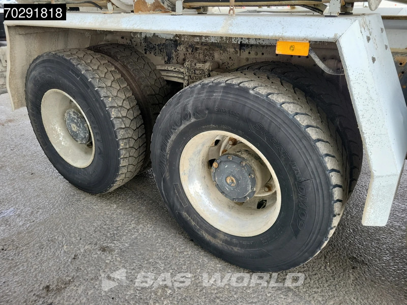 Concrete mixer truck Mercedes-Benz Actros 3241 8X4 9m3 Stetter Steelsuspension 3-Pedals Retarder Euro 4: picture 18 Concrete mixer truck Mercedes-Benz Actros 3241 8X4 9m3 Stetter Steelsuspension 3-Pedals Retarder Euro 4: picture 18