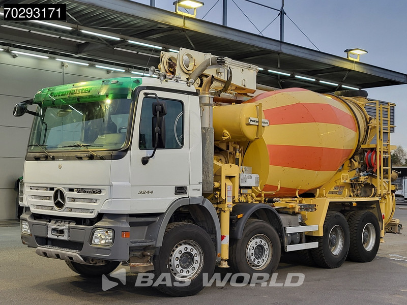 Concrete pump truck Mercedes-Benz Actros 3244 8X4 Retarder Putzmeister 24 Mtrs Pumi Big-Axle 3-Pedals Euro 4: picture 6