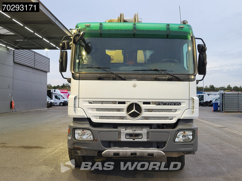 Concrete pump truck Mercedes-Benz Actros 3244 8X4 Retarder Putzmeister 24 Mtrs Pumi Big-Axle 3-Pedals Euro 4: picture 10