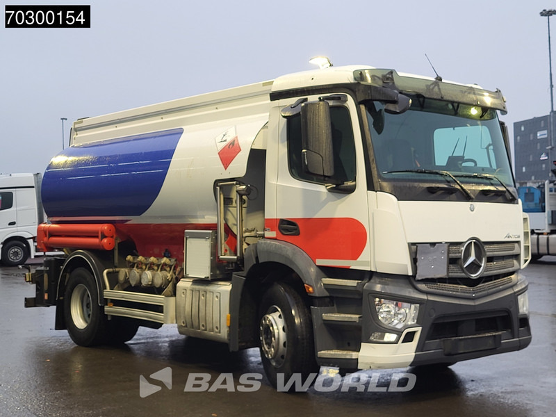 Mercedes-Benz Antos 1824 4X2 13500ltr Fuel tanker 4 comparments ADR Automatic Euro 6 - Tank truck: picture 3 Mercedes-Benz Antos 1824 4X2 13500ltr Fuel tanker 4 comparments ADR Automatic Euro 6 - Tank truck: picture 3
