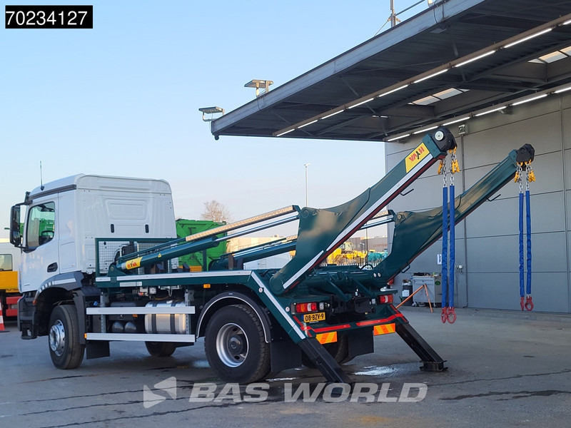 Mercedes-Benz Arocs 2136 4X2 NL-Truck 12Tons HyvaLift Automatic Steelsuspension Euro 6 - Skip loader truck: picture 5 Mercedes-Benz Arocs 2136 4X2 NL-Truck 12Tons HyvaLift Automatic Steelsuspension Euro 6 - Skip loader truck: picture 5