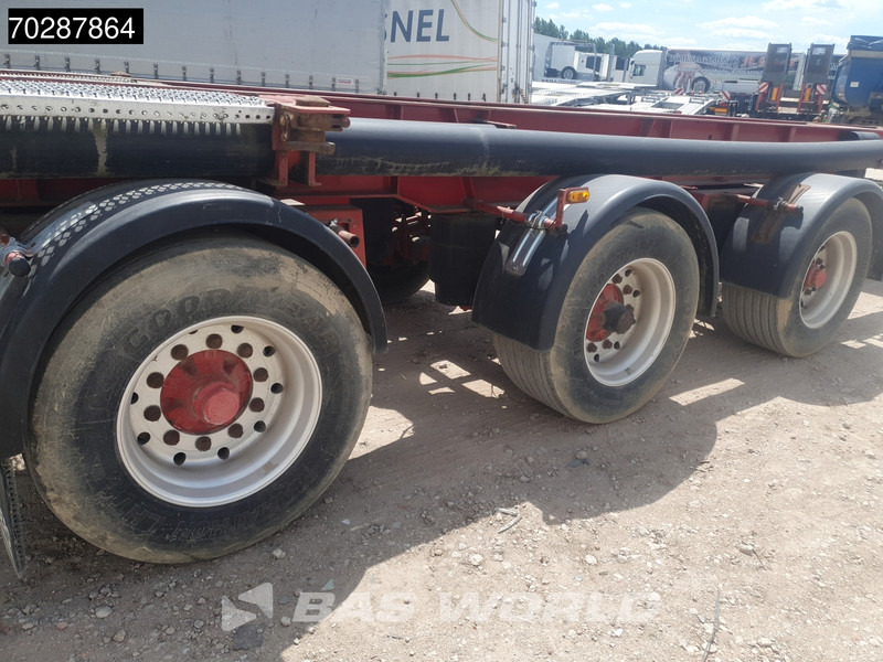 Container transporter/ Swap body semi-trailer Renders R0C16.30: picture 17