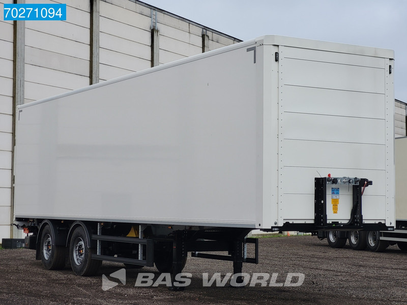 SYSTEM TRAILERS LPRS18 City - Steering Axle Tailgate SAF - Closed box semi-trailer: picture 3 SYSTEM TRAILERS LPRS18 City - Steering Axle Tailgate SAF - Closed box semi-trailer: picture 3