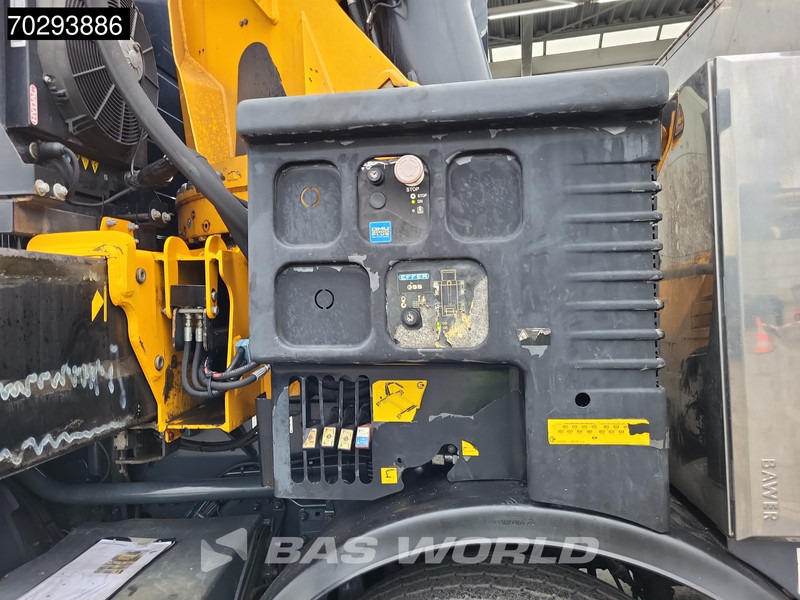 Dropside/ Flatbed truck, Crane truck Scania R560 R 10X4 EFFER 655 / 6S Crane +Jib Winch 3-Pedals Lift+Steering-Axle Retarder Euro 5: picture 19 Dropside/ Flatbed truck, Crane truck Scania R560 R 10X4 EFFER 655 / 6S Crane +Jib Winch 3-Pedals Lift+Steering-Axle Retarder Euro 5: picture 19