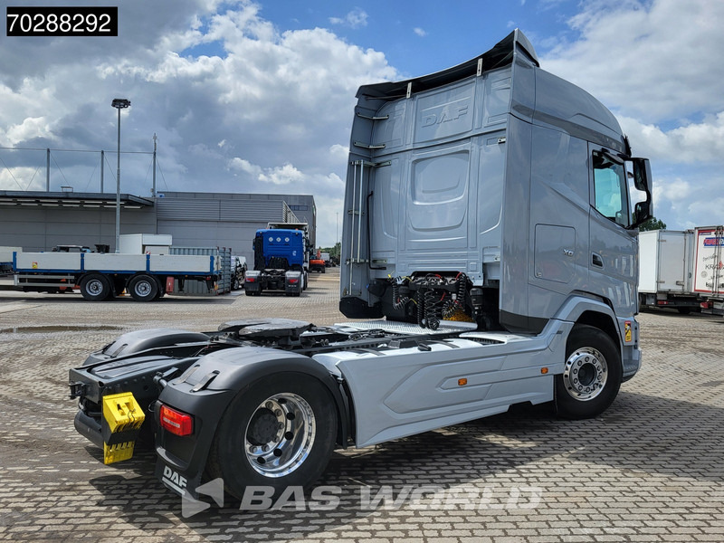 DAF XF 530 4X2 Retarder 2xTanks Standklima LED Euro 6 - Tractor unit: picture 5 DAF XF 530 4X2 Retarder 2xTanks Standklima LED Euro 6 - Tractor unit: picture 5