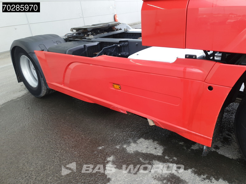 Tractor unit DAF XF 530 4X2 SC ACC Standklima Euro 6: picture 9