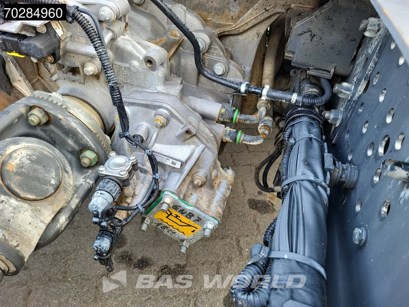 Tractor unit Mercedes-Benz Actros 1845 4X2 ClassicSpace Retarder Euro 6: picture 16