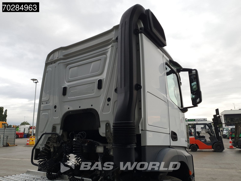 Tractor unit Mercedes-Benz Actros 1845 4X2 ClassicSpace Retarder Euro 6: picture 10