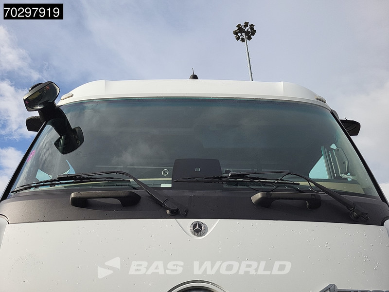 Mercedes-Benz Actros 1845 4X2 StreamSpace 2xTanks Standairco MirrorCam ACC Navi Euro 6 - Tractor unit: picture 5 Mercedes-Benz Actros 1845 4X2 StreamSpace 2xTanks Standairco MirrorCam ACC Navi Euro 6 - Tractor unit: picture 5