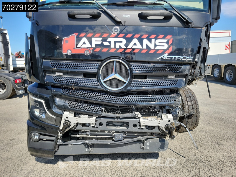 Tractor unit Mercedes-Benz Actros 1853 4X4 Hydrodrive Retarder LED Euro 6: picture 8