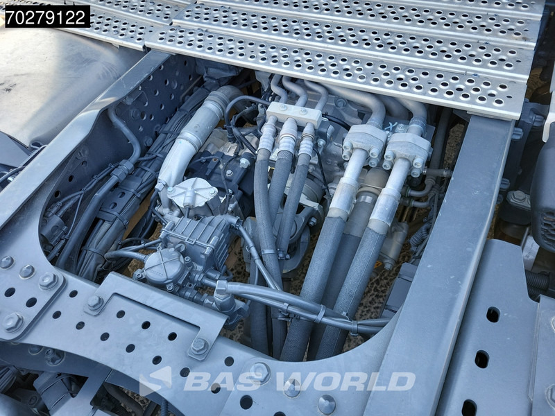 Tractor unit Mercedes-Benz Actros 1853 4X4 Hydrodrive Retarder LED Euro 6: picture 17