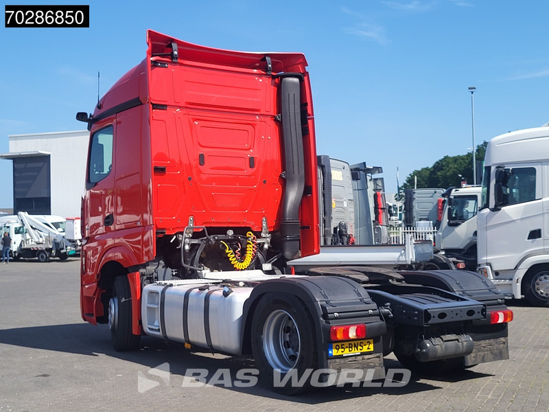 Mercedes-Benz Actros 1942 4X2 NL-Truck StreamSpace 2x Tanks MirrorCam - Tractor unit: picture 2 Mercedes-Benz Actros 1942 4X2 NL-Truck StreamSpace 2x Tanks MirrorCam - Tractor unit: picture 2