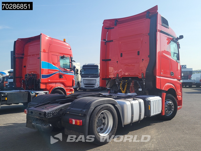 Mercedes-Benz Actros 1942 4X2 NL-Truck StreamSpace 2x Tanks MirrorCam - Tractor unit: picture 5 Mercedes-Benz Actros 1942 4X2 NL-Truck StreamSpace 2x Tanks MirrorCam - Tractor unit: picture 5