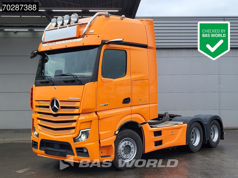 Mercedes-Benz Actros 2663 Actros 6X4 GigaSpace Retarder Full-Air Leder MirrorCam DynamicSteering Compressor Xenon Navi ACC Euro 6 - Tractor unit: picture 1 Mercedes-Benz Actros 2663 Actros 6X4 GigaSpace Retarder Full-Air Leder MirrorCam DynamicSteering Compressor Xenon Navi ACC Euro 6 - Tractor unit: picture 1