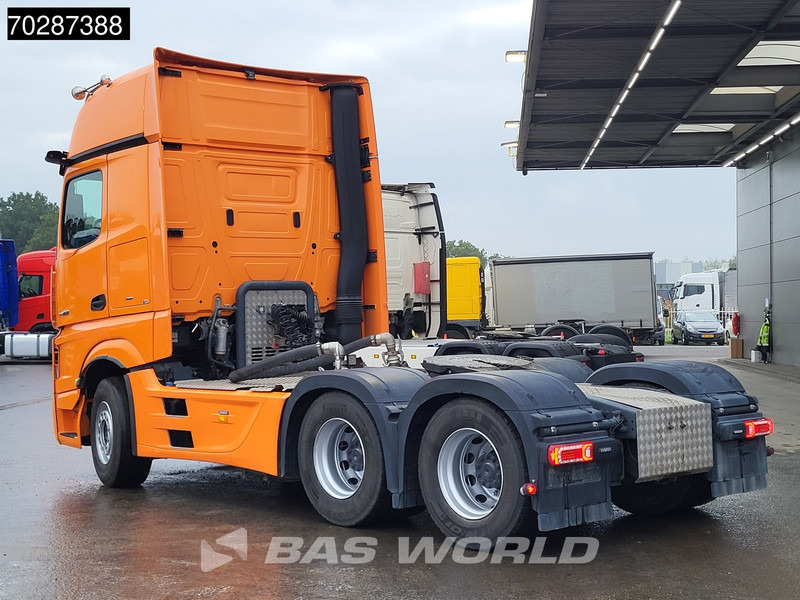 Mercedes-Benz Actros 2663 Actros 6X4 GigaSpace Retarder Full-Air Leder MirrorCam DynamicSteering Compressor Xenon Navi ACC Euro 6 - Tractor unit: picture 2 Mercedes-Benz Actros 2663 Actros 6X4 GigaSpace Retarder Full-Air Leder MirrorCam DynamicSteering Compressor Xenon Navi ACC Euro 6 - Tractor unit: picture 2