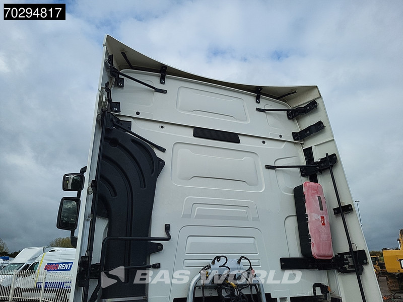 Renault T 520 4X2 Retarder 2x Tanks Euro 6 - Tractor unit: picture 5 Renault T 520 4X2 Retarder 2x Tanks Euro 6 - Tractor unit: picture 5