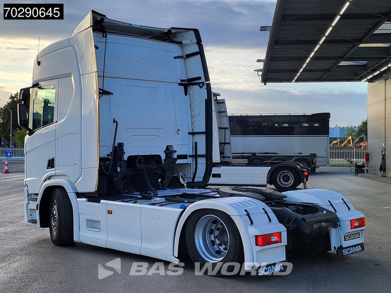 Scania R450 4X2 Mega Retarder 2x Tanks LED Standklima Euro 6 - Tractor unit: picture 2 Scania R450 4X2 Mega Retarder 2x Tanks LED Standklima Euro 6 - Tractor unit: picture 2