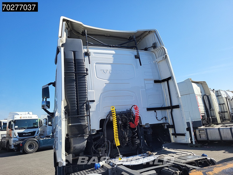 Volvo FH 460 4X2 VEB+ Euro 6 ACC Dynamic steering - Tractor unit: picture 3 Volvo FH 460 4X2 VEB+ Euro 6 ACC Dynamic steering - Tractor unit: picture 3