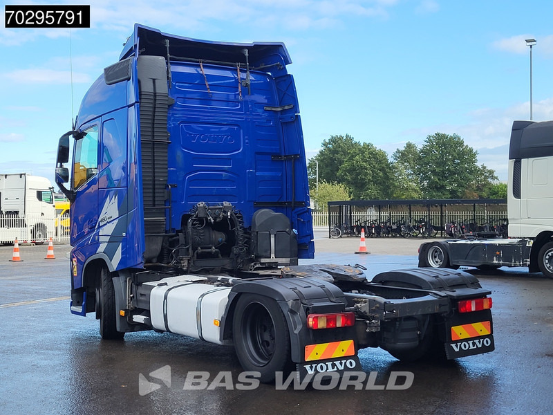Volvo FH 460 FH 4X2 Mega 2xTanks Xenon Euro 6 - Tractor unit: picture 2 Volvo FH 460 FH 4X2 Mega 2xTanks Xenon Euro 6 - Tractor unit: picture 2