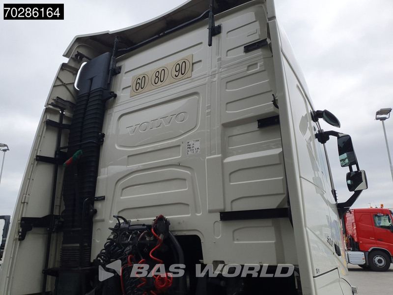 Tractor unit Volvo FH 500 4X2 2x Tanks VEB+ Standklima Euro 6: picture 5