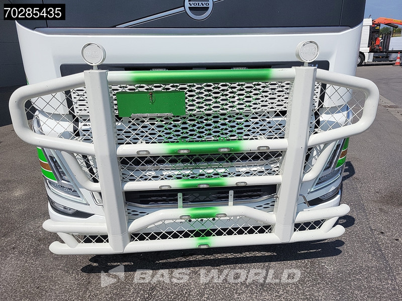 Tractor unit Volvo FH 500 FH 6X4 Full-Air Liftachse HMF 2820K-RCS Crane+JIB Remote Control I-ParkCool VDS LED Kran: picture 16