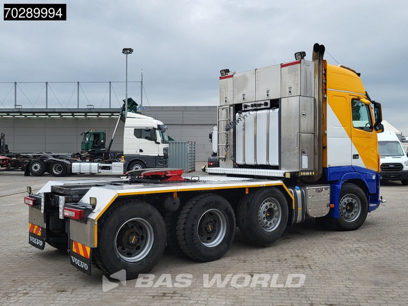 Volvo FH16 700 FH16 8X4 90T! Retarder Big-Axle Lift+Lenkachse Euro 5 - Tractor unit: picture 5 Volvo FH16 700 FH16 8X4 90T! Retarder Big-Axle Lift+Lenkachse Euro 5 - Tractor unit: picture 5