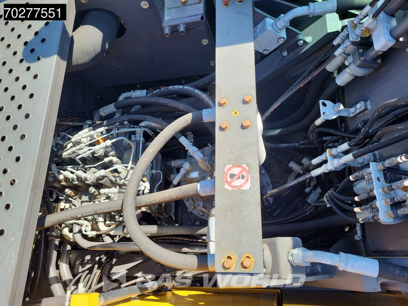 Crawler excavator Volvo EC300 E L NOVATRON GPS: picture 10